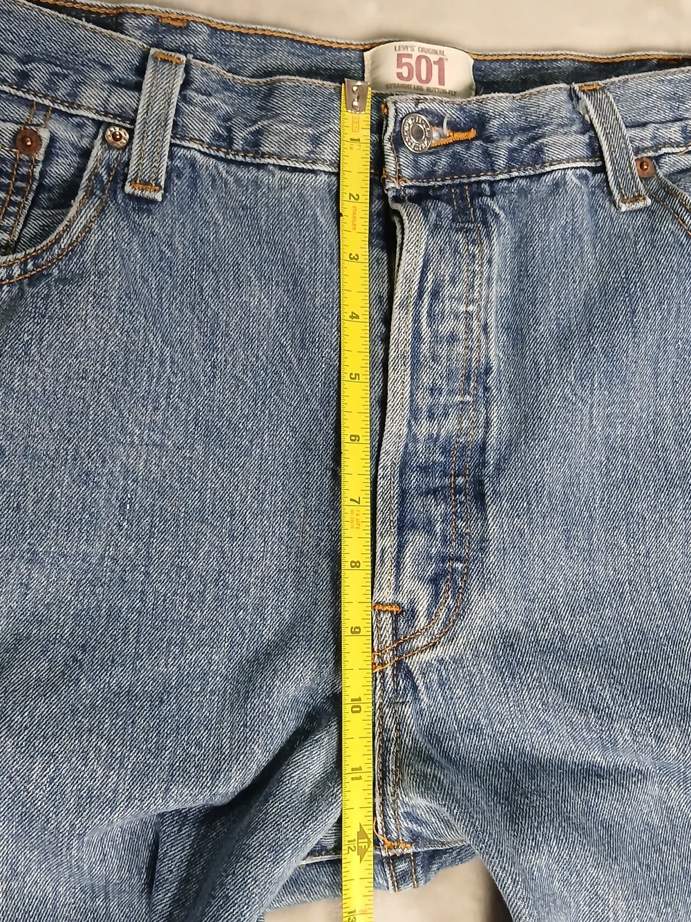 Levi's 501 Jeans 40x32 Men's Tagged 40x34 Straight Leg Button Fly